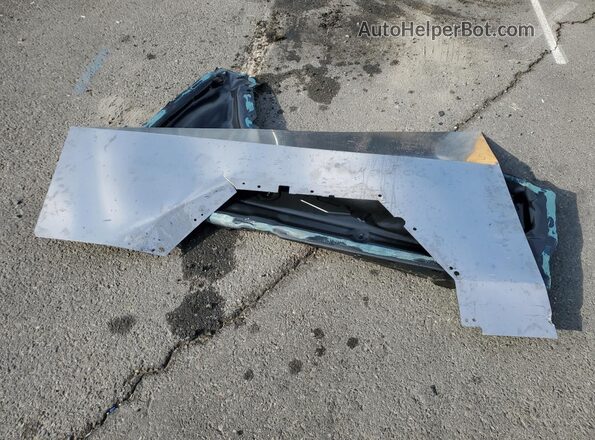 7G2CEHED3SA075878 2025 TESLA CYBERTRUCK Silver Вид підкапотного простору