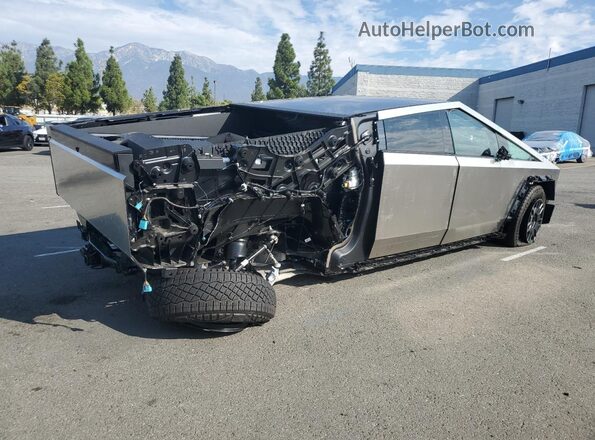 7G2CEHED3SA075878 2025 TESLA CYBERTRUCK Silver Задня права чверть