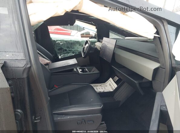 7G2CEHED6SA074241 2025 TESLA CYBERTRUCK Black Vista interior delantera