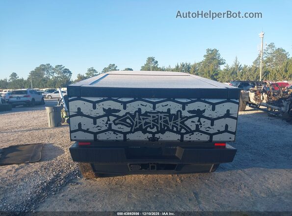 7G2CEHED8RA017873 2024 TESLA CYBERTRUCK Black 