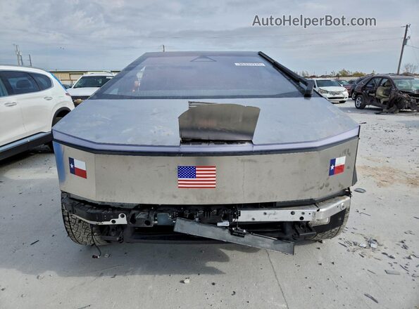 7G2CEHED8RA041848 2024 TESLA CYBERTRUCK Silver Դիմացի տեսք