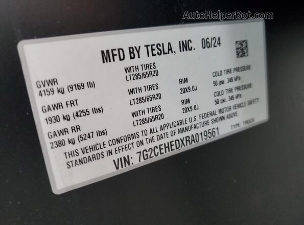 7G2CEHEDXRA019561 2024 TESLA CYBERTRUCK Silver 