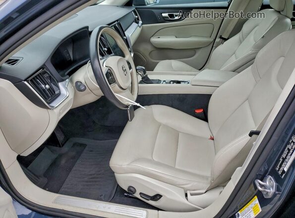 7JRA22TK4KG003132 2019 VOLVO S60 Blue 