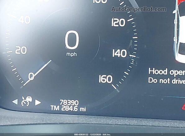 7JRA22TM8MG082065 2021 VOLVO S60 Gray 