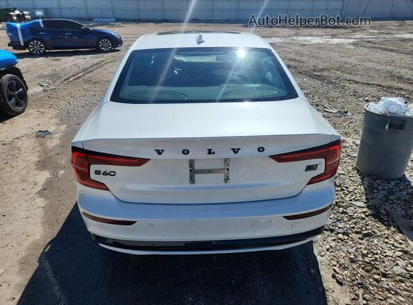 7JRH60FH7RG301109 2024 VOLVO S60 White 