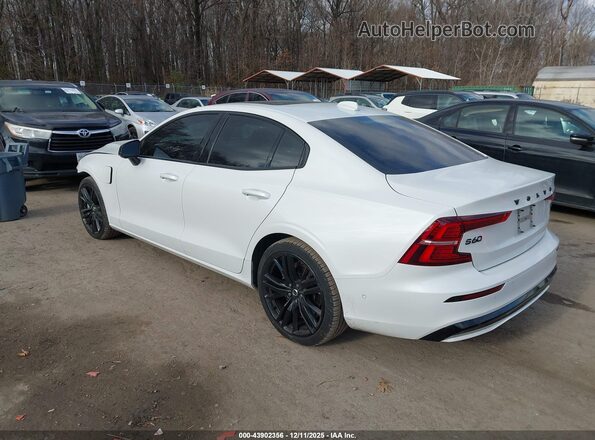 7JRH60FHXRG316428 2024 VOLVO S60 RECHARGE PLUG-IN HYBRID White Tył lewy