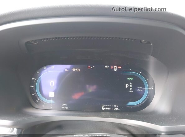 7JRH60FHXRG316428 2024 VOLVO S60 RECHARGE PLUG-IN HYBRID White Widok tylnych siedzeń