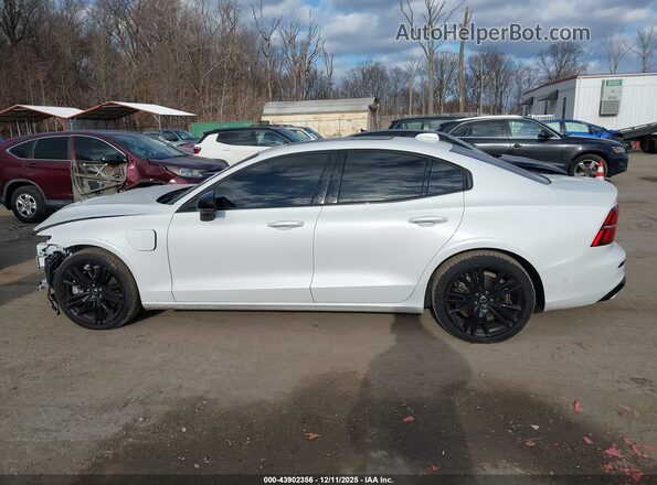 7JRH60FHXRG316428 2024 VOLVO S60 RECHARGE PLUG-IN HYBRID White Widok wnętrza 360 stopni