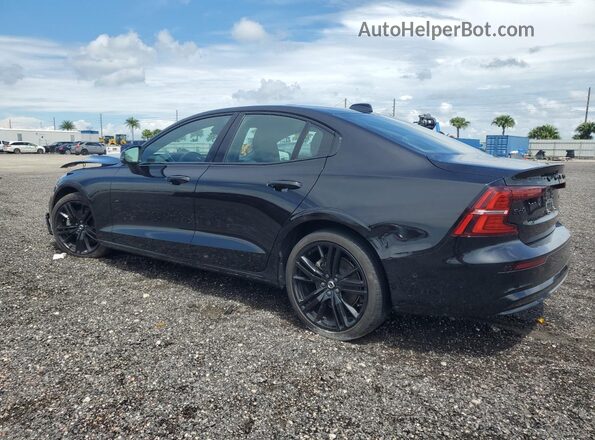7JRL12FH2RG281954 2024 VOLVO S60 Black 