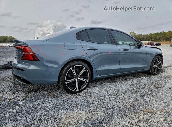 7JRL12FL0RG315121 2024 VOLVO S60 Gray Задня права чверть
