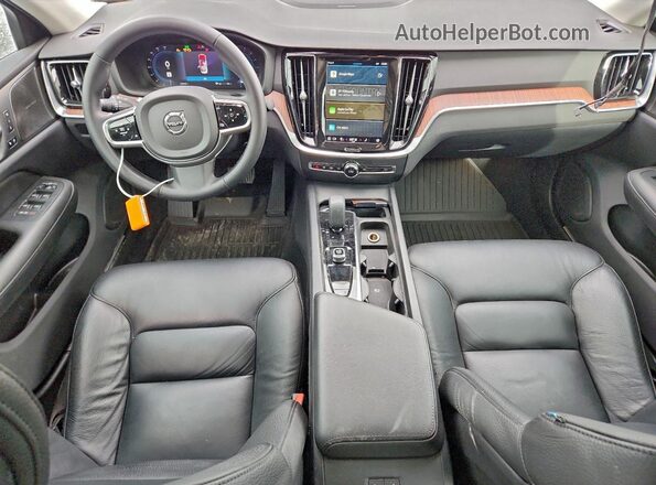 7JRL12FL0RG315121 2024 VOLVO S60 Gray Вид панелі приладів