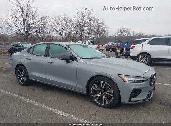 7JRL12FL7RG282537 2024 VOLVO S60 Gray 