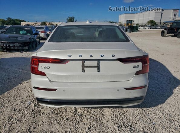 7JRL12FL8RG310457 2024 VOLVO S60 Белый Вид сзади