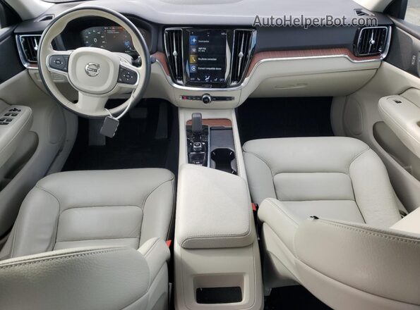 7JRL12FZXNG160706 2022 VOLVO S60 Blue Առջևի վահանակի տեսք