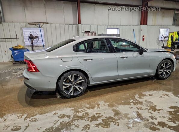 7JRL12GC1SG365644 2025 VOLVO S60 Gray Задня права чверть