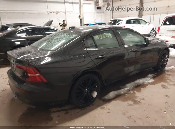 7JRL12TH8RG311124 2024 VOLVO S60 Black Rear right