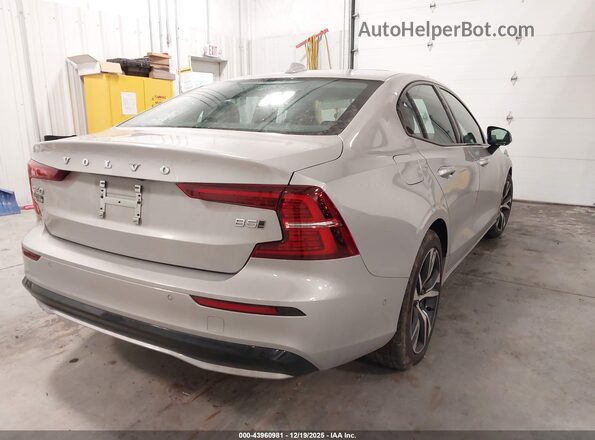 7JRL12TL6RG317749 2024 VOLVO S60 Silver Rear right
