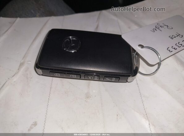 7MMVAAEWXSN134834 2025 MAZDA CX-50 HYBRID Gray Vista del salpicadero