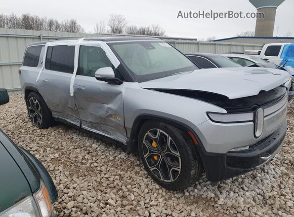 7PDSGABA2PN028226 2023 RIVIAN R1S Серебряный 