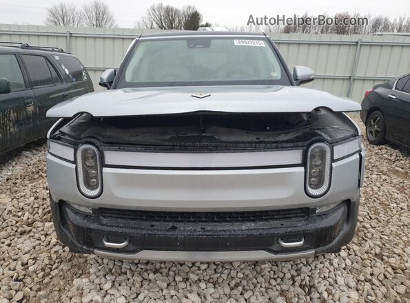 7PDSGABA2PN028226 2023 RIVIAN R1S Серебряный 