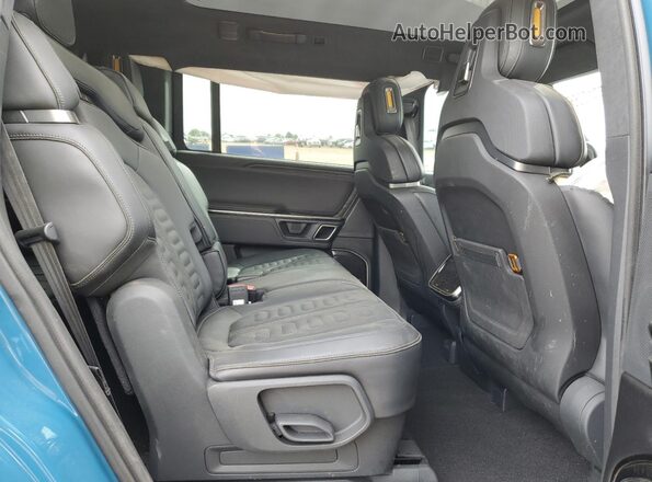 7PDSGABL5PN003676 2023 RIVIAN R1S Blue 