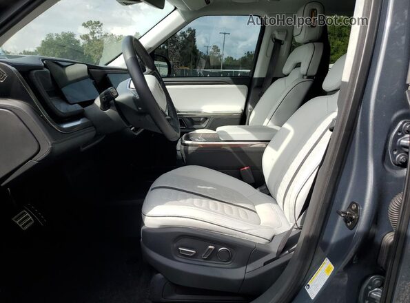 7PDSGABL5PN007680 2023 RIVIAN R1S Gray Вид салону спереду