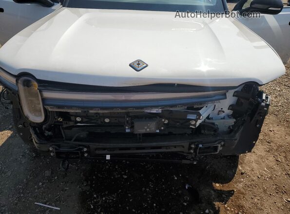 7PDSGBBA8SN047751 2025 RIVIAN R1S White Вид підкапотного простору