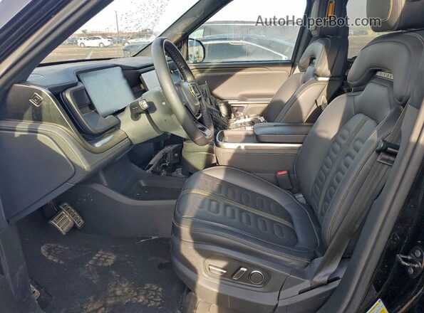 7PDSGCBA4RN032504 2024 RIVIAN R1S Black Սալոնի դիմացի տեսք