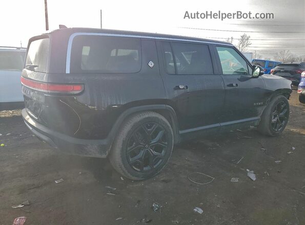 7PDSGCBA4RN032504 2024 RIVIAN R1S Black Հետևի աջ
