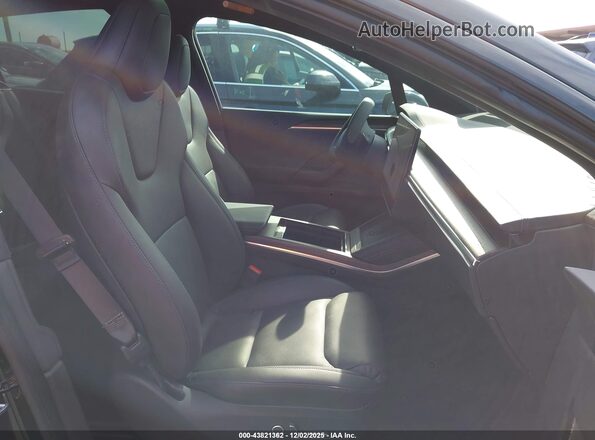7SAXCAE59PF400623 2023 TESLA MODEL X Black Vista interior delantera