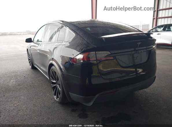 7SAXCBE50NF328651 2022 TESLA MODEL X Черный Задняя левая четверть
