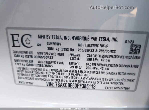 7SAXCBE50PF385113 2023 TESLA MODEL X White Vista del compartimento del motor