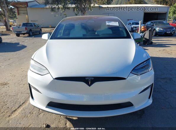 7SAXCBE50PF385113 2023 TESLA MODEL X White Vista interior trasera
