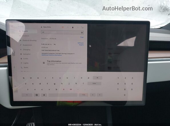 7SAXCBE5XRF457745 2024 TESLA MODEL X Gray 