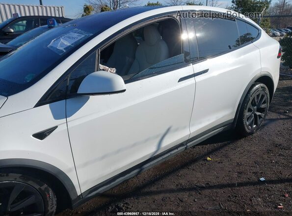 7SAXCDE52PF370365 2023 TESLA MODEL X Белый 