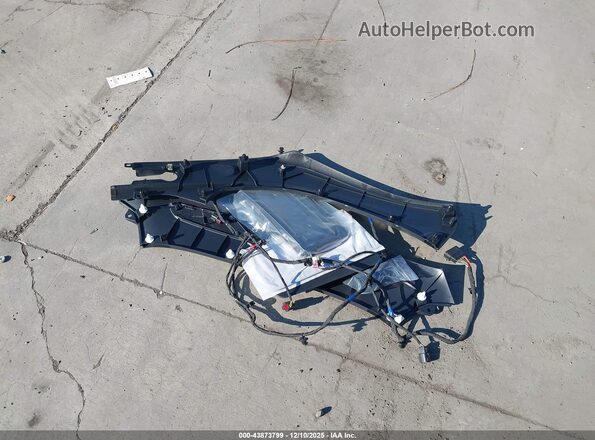 7SAXCDE52TF478611 2026 TESLA MODEL X Gray Вид щитка приладів