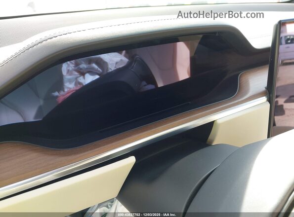 7SAXCDE58NF349792 2022 TESLA MODEL X Белый Панорамный вид салона 360°