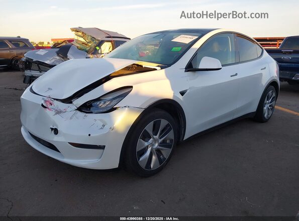 7SAYGAEE4NF490494 2022 TESLA MODEL Y Белый Передняя левая четверть