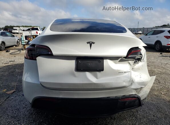 7SAYGAEE8SF244544 2025 TESLA MODEL White Հետևի տեսք