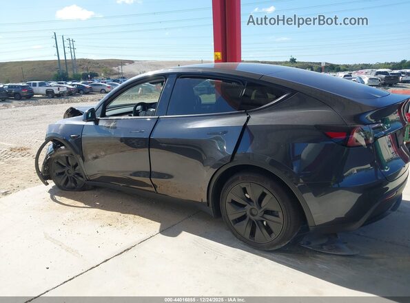 7SAYGDED2SF300017 2025 TESLA MODEL Y Gray 