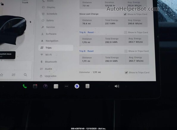 7SAYGDED4TA589268 2026 TESLA MODEL Y Gray უკანა სავარძლების ხედი