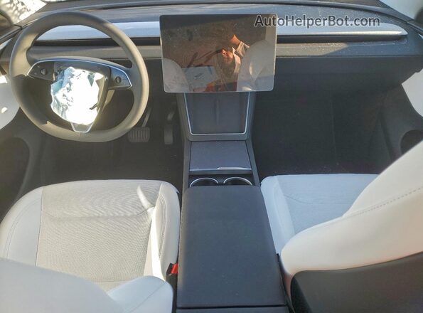 7SAYGDEDXTA491555 2026 TESLA MODEL White წინა პანელის ხედი
