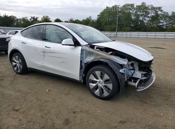 7SAYGDEE0NF309229 2022 TESLA MODEL Белый Передняя правая четверть