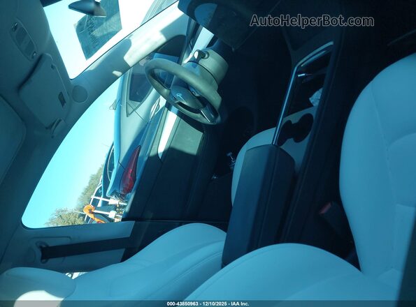 7SAYGDEE0RA252906 2024 TESLA MODEL Y Белый Вид салона спереди