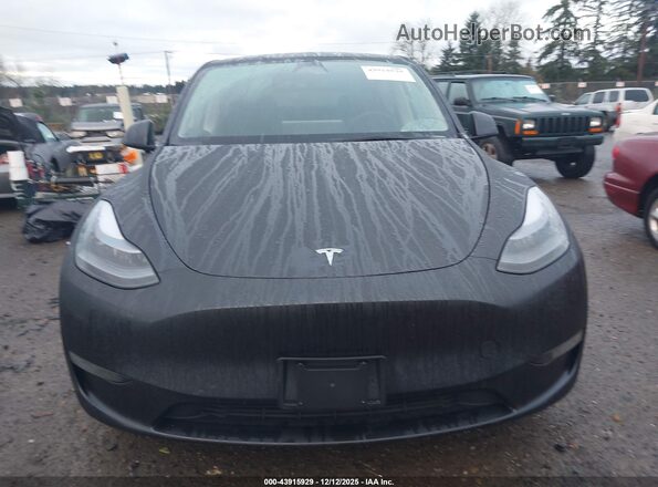 7SAYGDEE1SF256696 2025 TESLA MODEL Y Gray Вид задньої частини салону