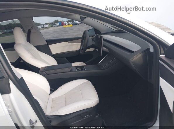 7SAYGDEE1TF368741 2026 TESLA MODEL Y White Вид салону спереду