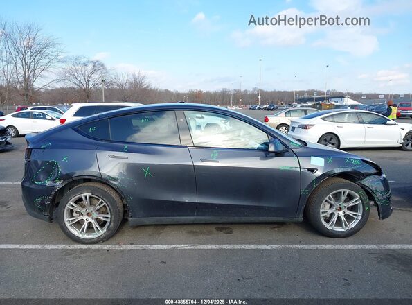 7SAYGDEE2RA233659 2024 TESLA MODEL Y Серый Вид задней части салона