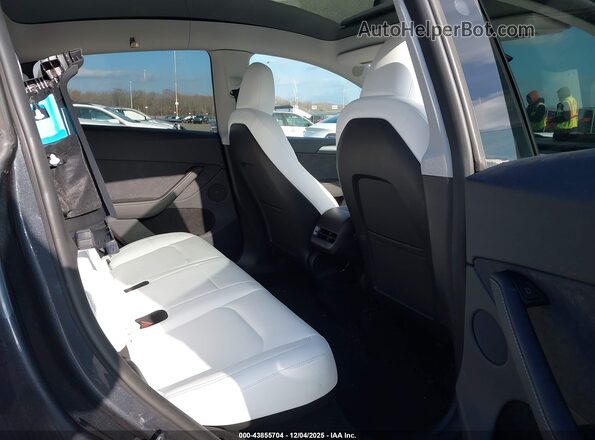 7SAYGDEE2RA233659 2024 TESLA MODEL Y Серый Вид наклейки с VIN-кодом