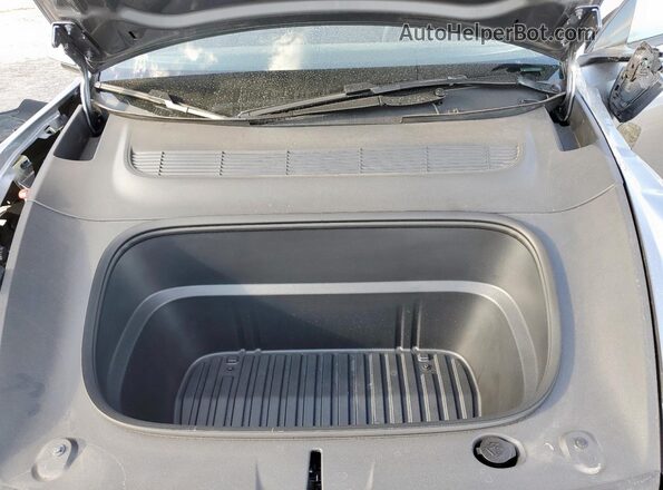 7SAYGDEE2TA381284 2026 TESLA MODEL Y Gray Սալոնի հետևի տեսք