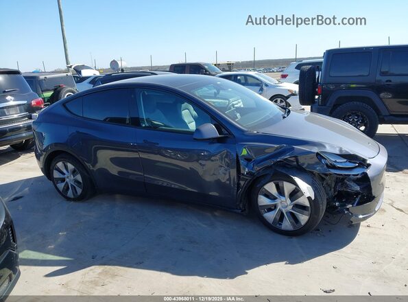 7SAYGDEE3PA086295 2023 TESLA MODEL Y Gray 360 interior view